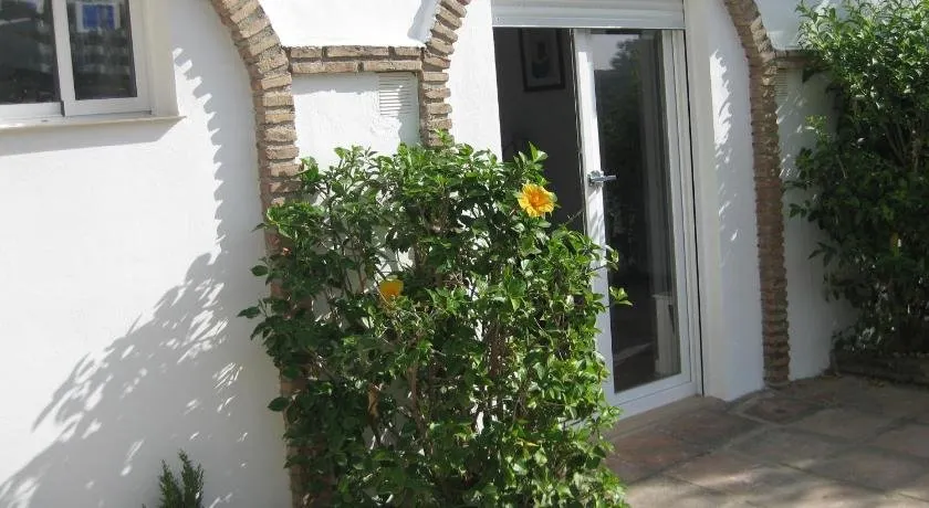 Apt 1 Ch Costa del Sol Sitio de Calahonda dans maison d'hote Entree independante - Image 1