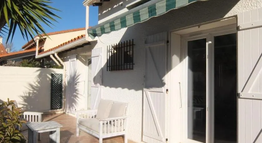 Holiday Home Villa Malot - Image 1