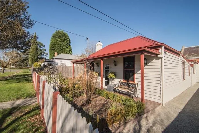 Sovereign Hideaway - Image 1