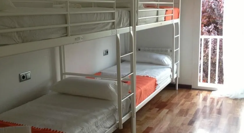 Sitges Beach Hostel - Image 1