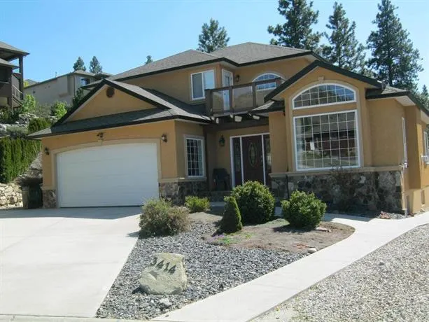 1000 Sq Foot Family Friendly Suite In Heart Of Wineries - Image 1