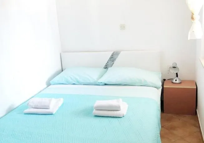 Adria Apartment - Image 1