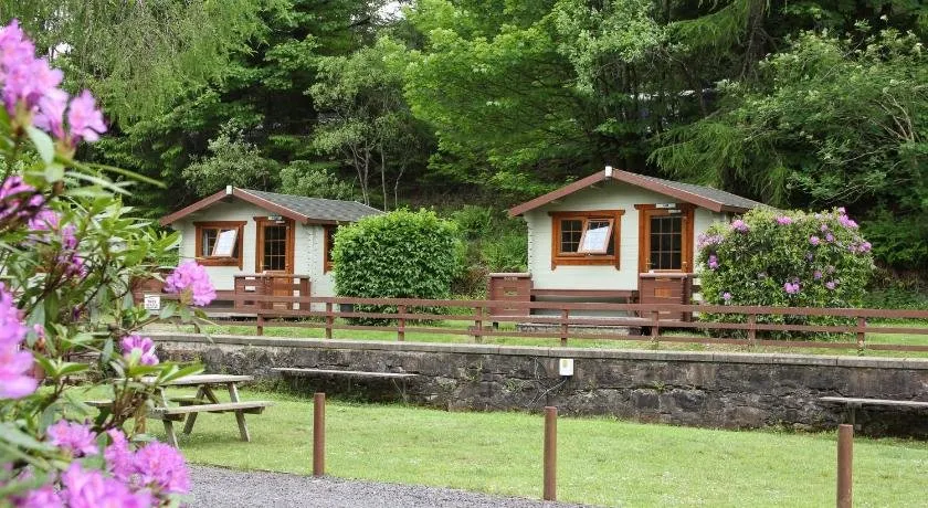 Trekker Hut - Image 1