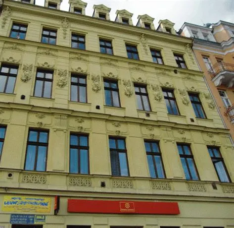 Kv Apartmans Varsavska - Image 1