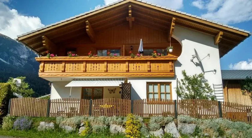 Ferienwohnung Sarah - Image 1