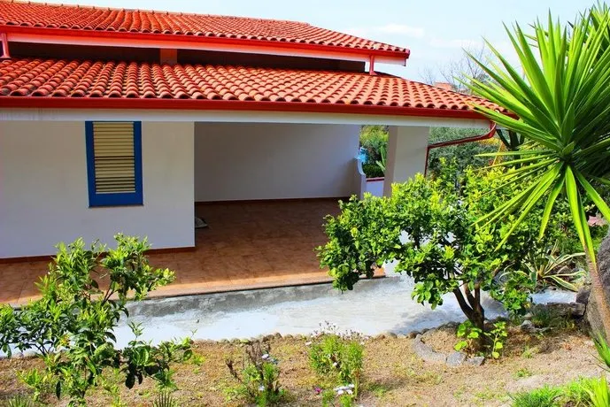 Villa Daisy - Image 1