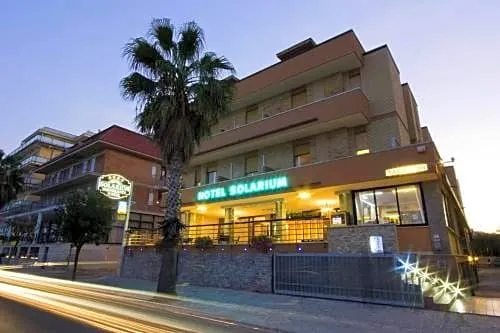 Hotel Solarium - Image 1