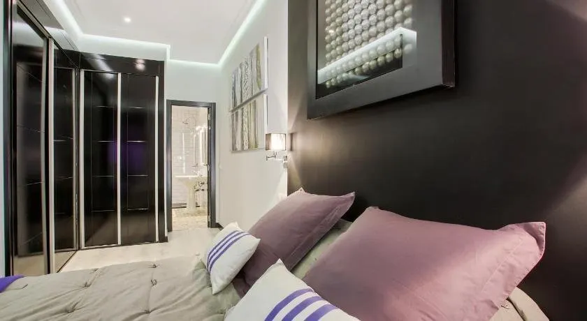 Serrano Comfort, by Presidence Rentals - Image 1