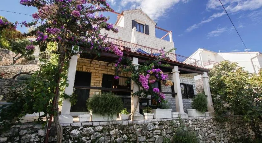 Vila Agazio - Image 1