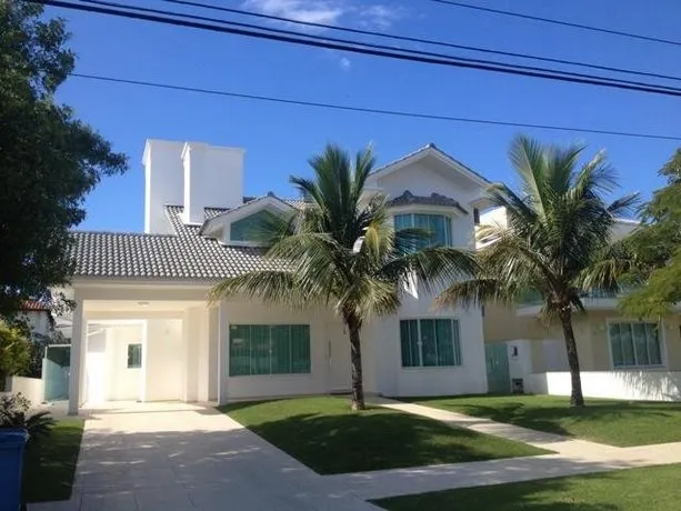 Magic Island Villa - Image 1