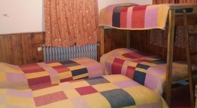 Hotel Cortina - Image 1