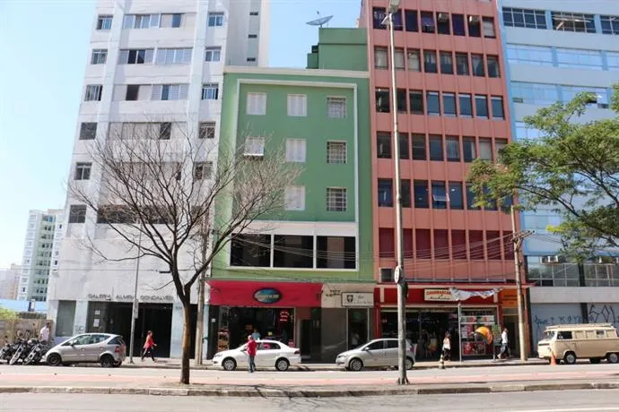 Deck Hostel - Image 1