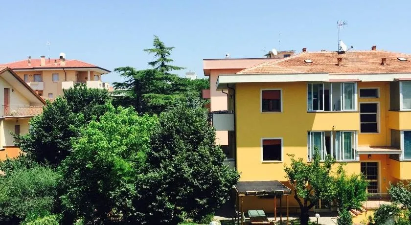 Rimini Beach Apartments - Image 1