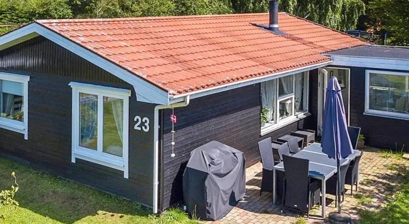 7 person holiday home in Hals - Image 1