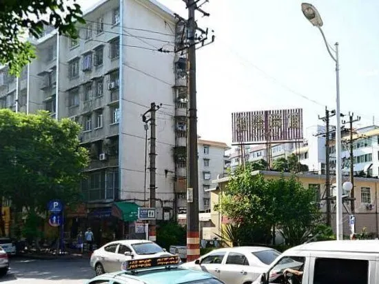 Zhangzhou Sister Guesthouse - Image 1