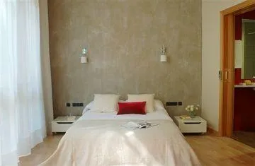 Ainb Plaza Catalaunya Apartments - Image 1