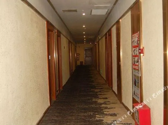 Park Lane Hotel Shaping - Image 1