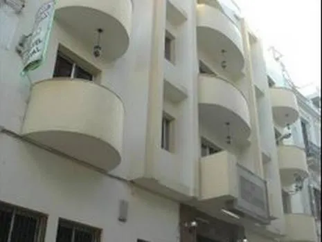 Hotel Royal - Image 1