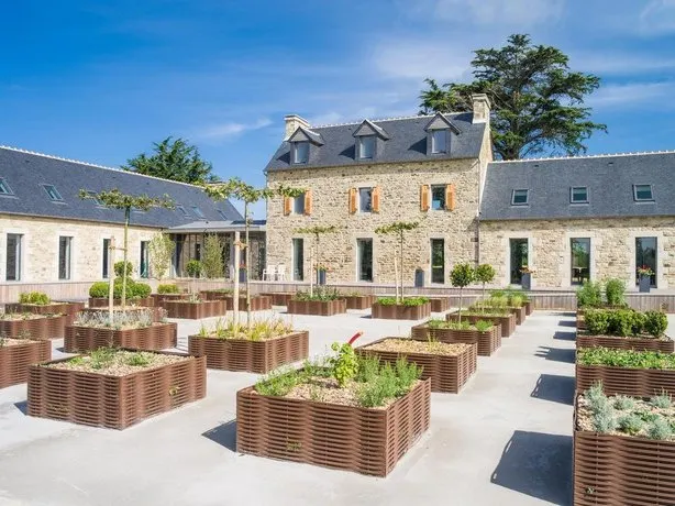 Clos De Tromenec - Image 1