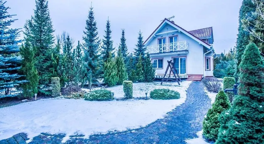 Narewka, caly dom, Puszcza Bialowieska - Image 1