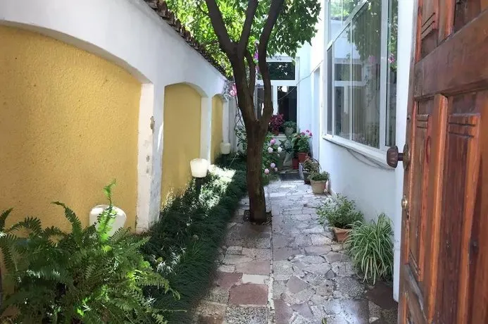 Guesthouse Pension Andrea - Image 1