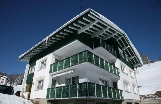 Davenna - Image 1