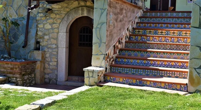 Villa Luisia - Image 1