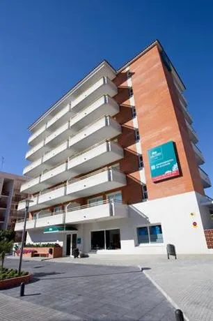 Les Dalies Apartaments - Image 1
