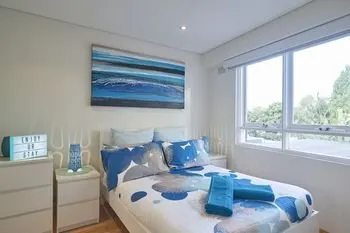 Stroll Into City This One Bedder - Image 1