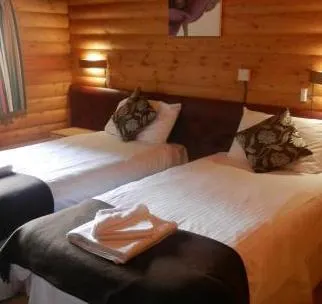 The Pinetree Lodge - Image 1