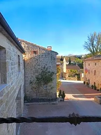 Hostal Fuentestrella - Image 1