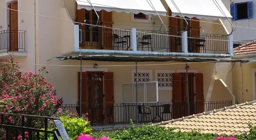 Maroudas Stavros Apartments - Image 1
