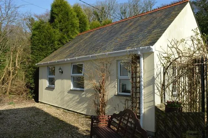 Garden Studio - Image 1