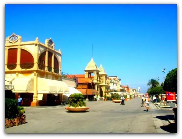 Burlamacca - Image 1