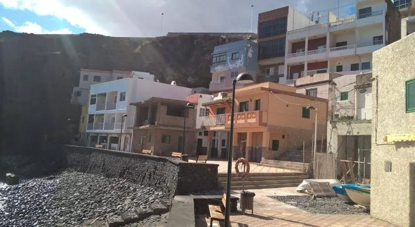 CALETA LOS ROQUES - Image 1