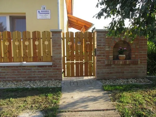 Levendula Vendégház - Image 1