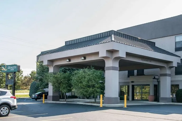 QUALITY INN FREMONT - Image 1