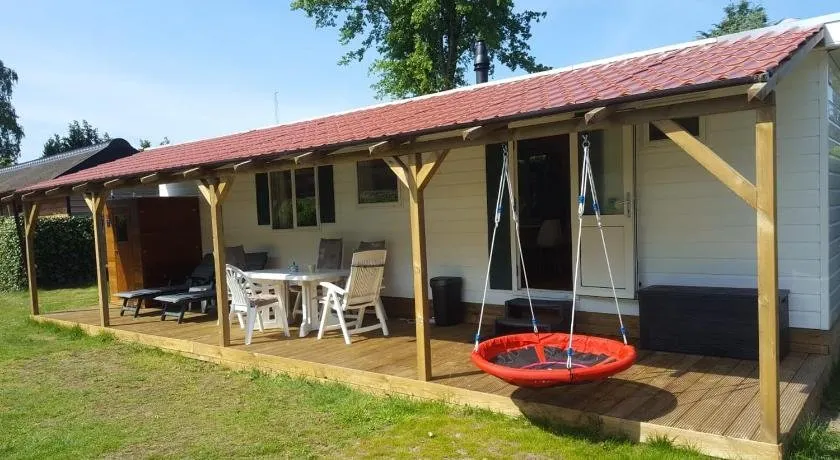 Chalet Lizzy - Image 1