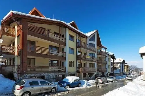 Eagles Nest Aparthotel - Image 1