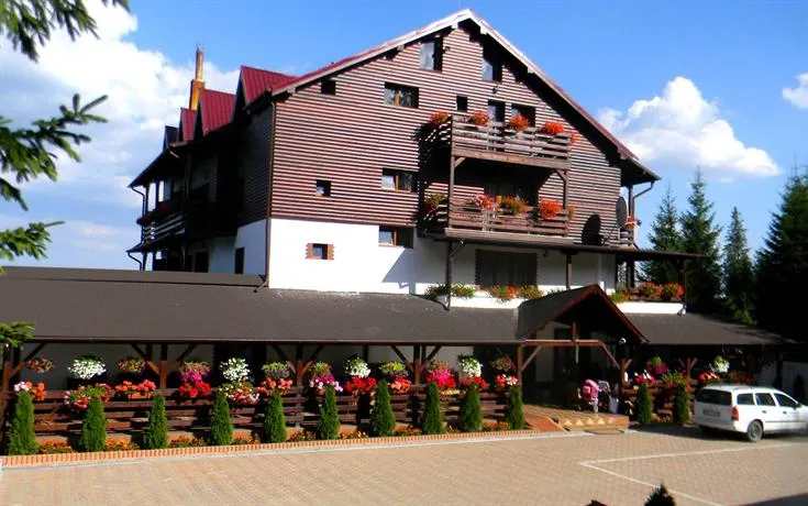 Pensiunea Skiland - Image 1