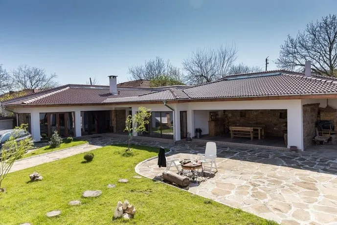 Guest House Bigora - Image 1
