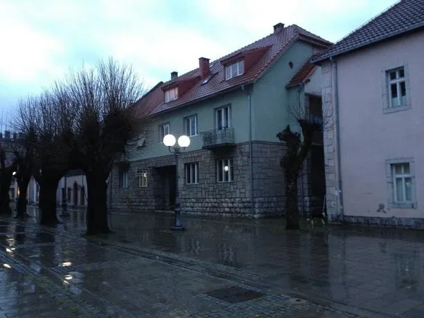 Guest House Sibirska - Image 1