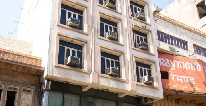 Hotel Guru International - Image 1