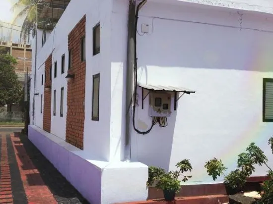 Aurora Beach Hostel - Negombo - Image 1