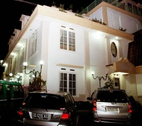 OBC Guest House - Image 1
