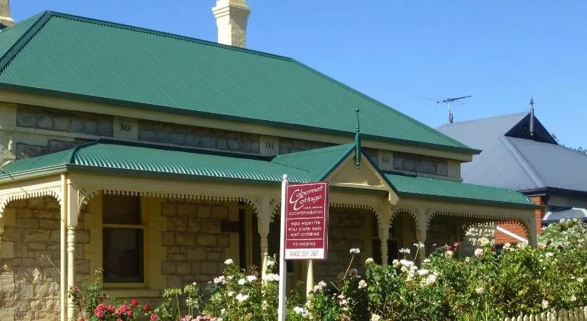 Cabernet Cottage - Image 1