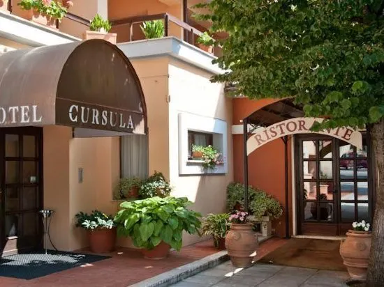 Hotel Cursula - Image 1