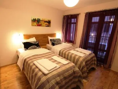Violet Suite Taksim Istanbul - Image 1