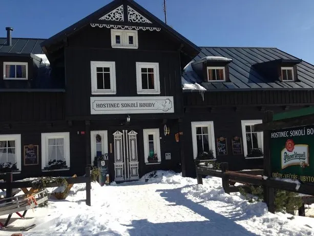 Penzion a restaurace Sokolí boudy - Image 1