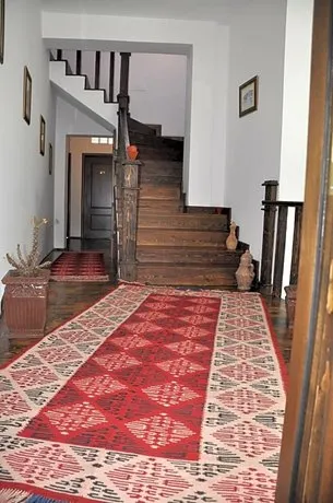 Hotel Belgrad Mangalem - Image 1